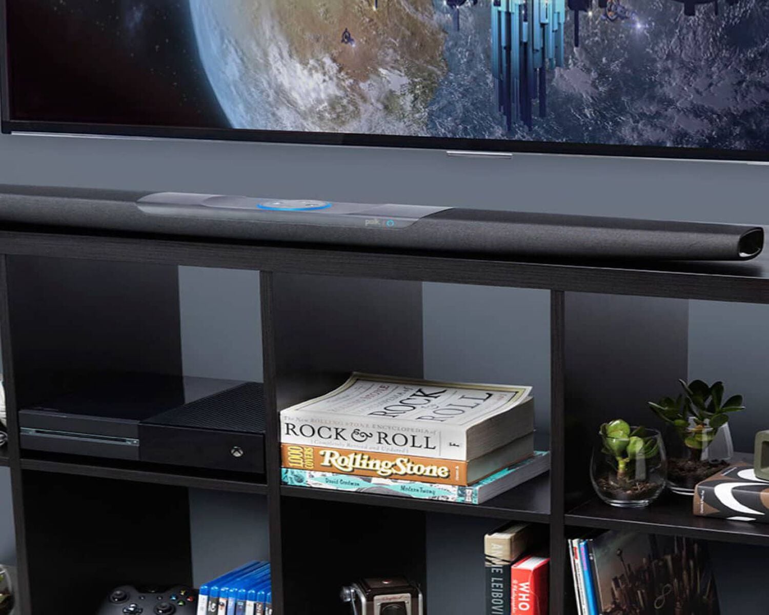 A react series sound bar under a tv